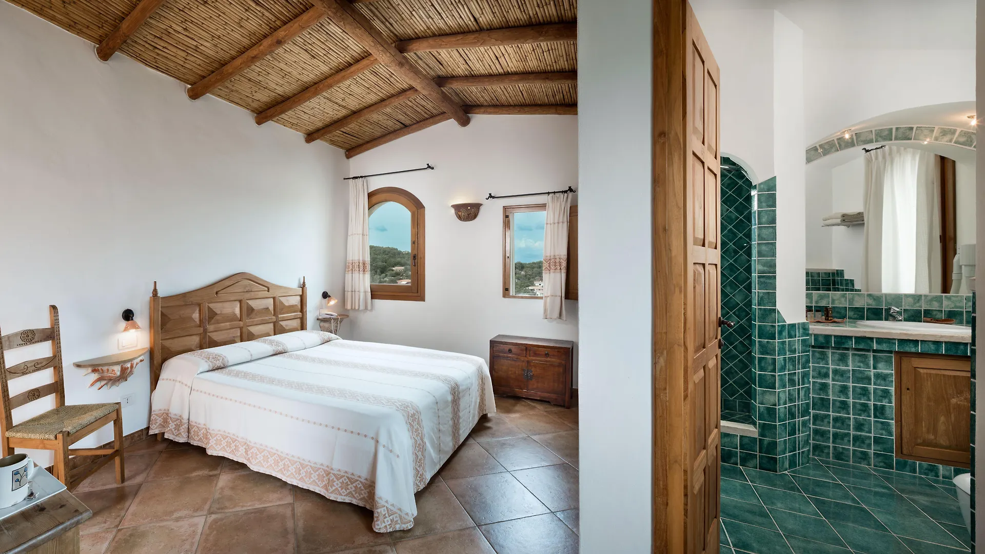Hotel Arathena San Pantaleo