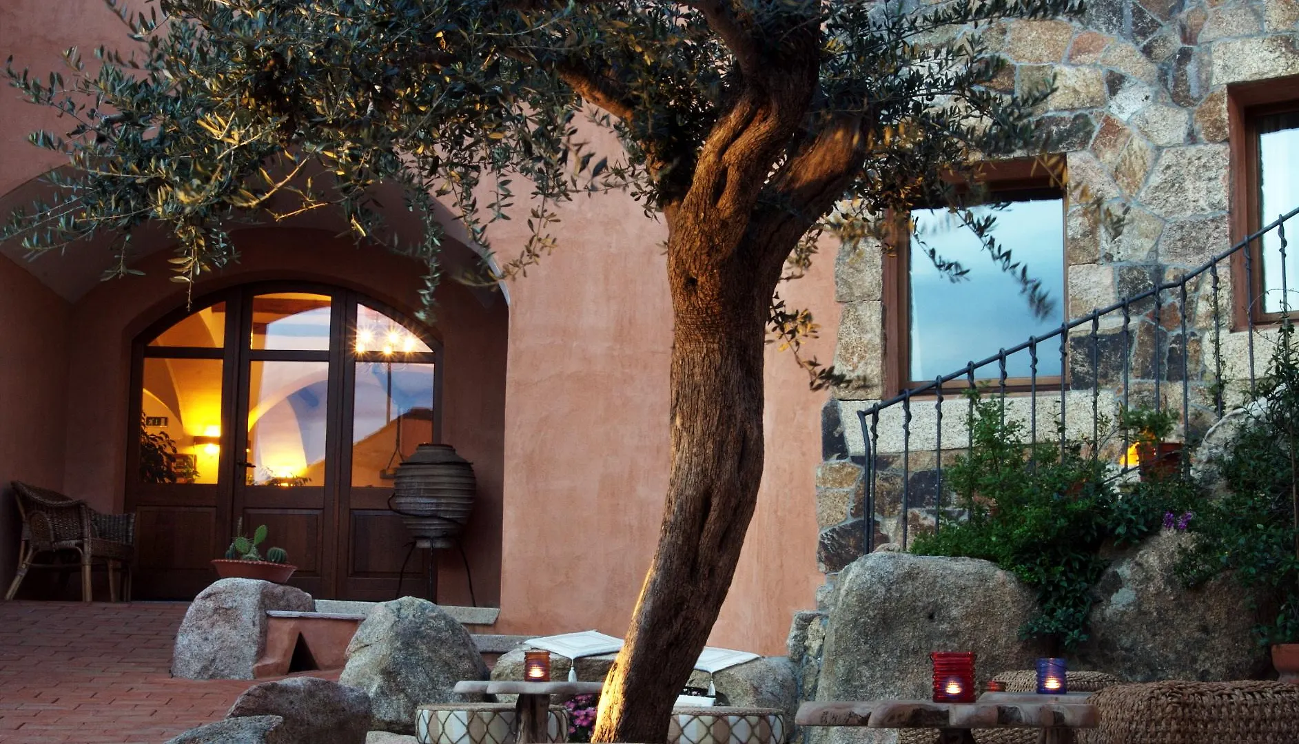 Hotel Arathena San Pantaleo Italia