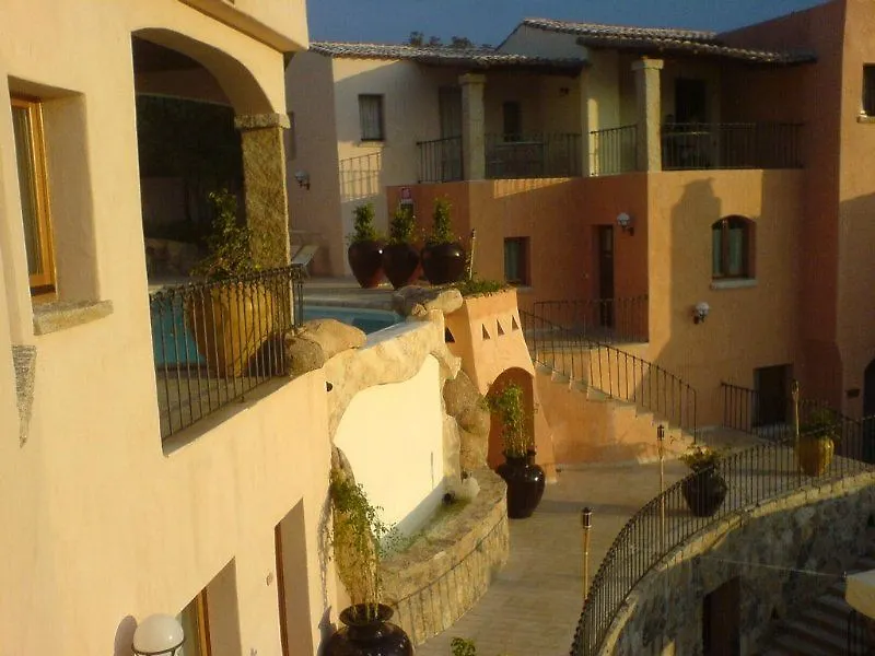 Hotel Arathena San Pantaleo